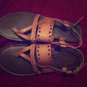 Mossimo sandals size 10